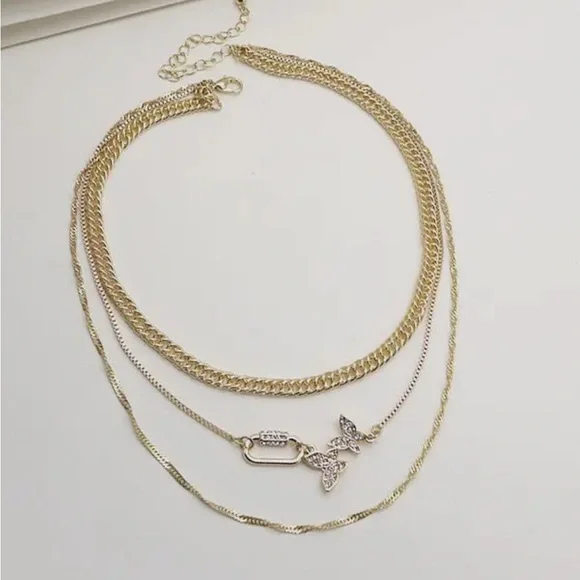 🌟Butterfly necklace🌟 - Picture 1 of 3